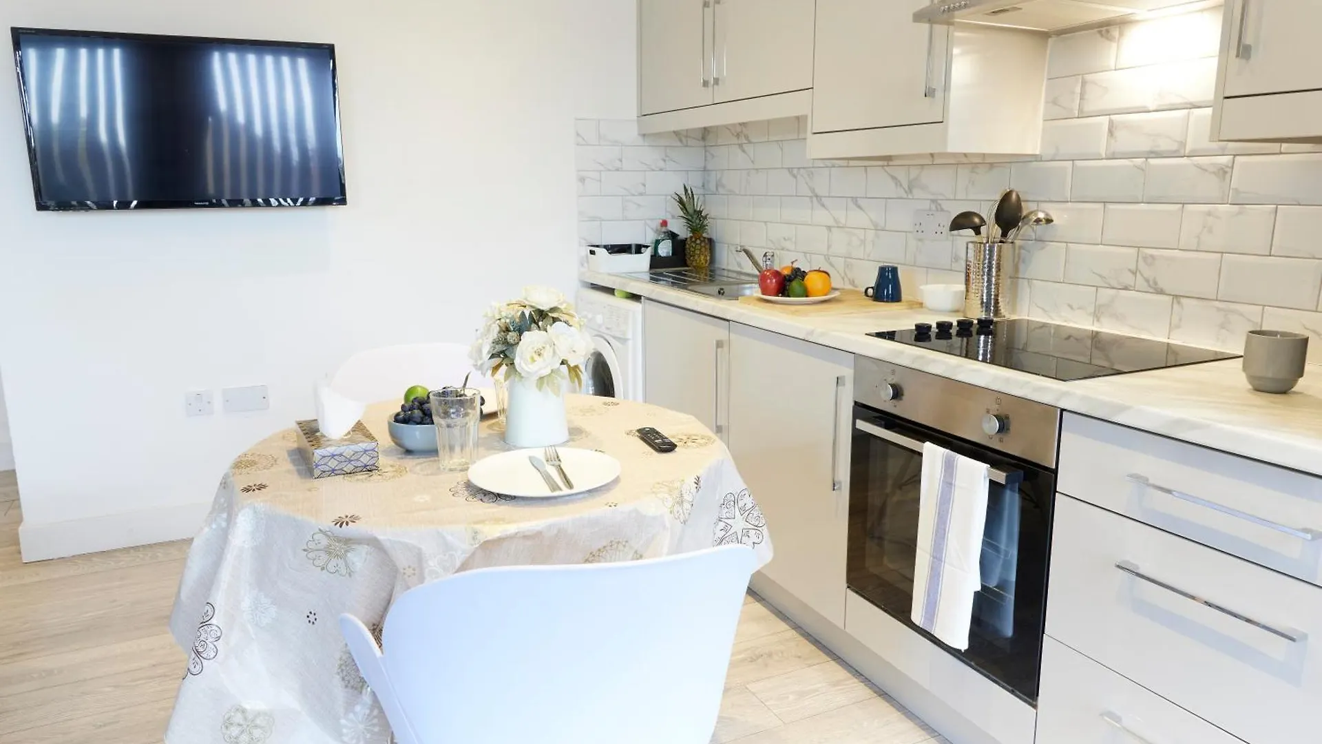 Shoreditch / Brick Lane - Studio London 0*,